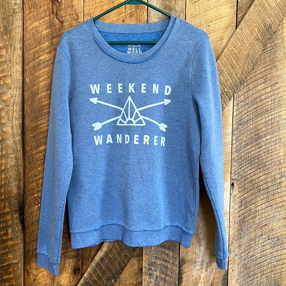 Well Worn Blue 'Weekend Wanderer' Graphic Crew Sweatshirt